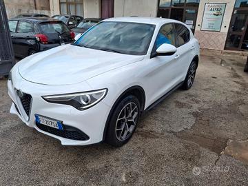 Alfa Romeo Stelvio 2.2 Turbodiesel 190 CV AT8 Q4 B