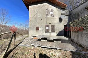 Casa Indipendente Careggine [UM58MGGVRG]