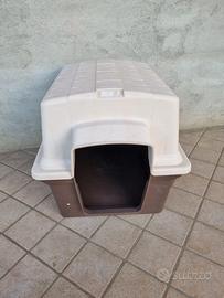 Cuccia casetta per cane in plastica