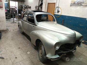 auto d'epoca Peugeot 203