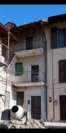 Porzione casa in borgo antico