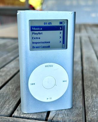 Apple iPod Mini 4GB 1st Gen. A1051 Silver Vintage