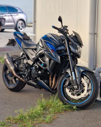 Suzuki GSX S 750