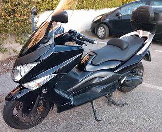 Yamaha T Max - 2009