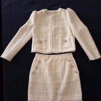 tailleur chanellina e minigonna bianco Motivi 