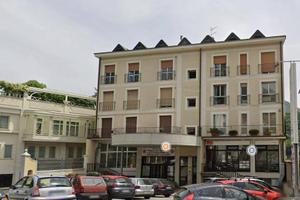 Immobile in asta di 1189 m² con più di 5 locali a 