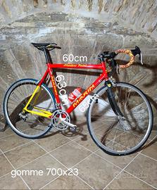 Bicicletta da strada corsa