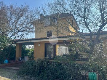 CASA INDIPENDENTE A GASSINO TORINESE