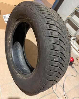 Pneumatico Goodyear