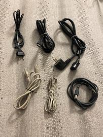 Set 6 cavi (Alimentazione, HDMI, connettività)