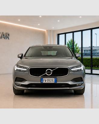 VOLVO V90 D4 Momentum