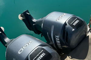 Yamaha coppia motori fuoribordo 200 cv