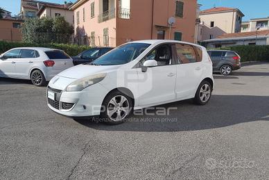 RENAULT Scénic 1.5 dCi 110CV Dynamique