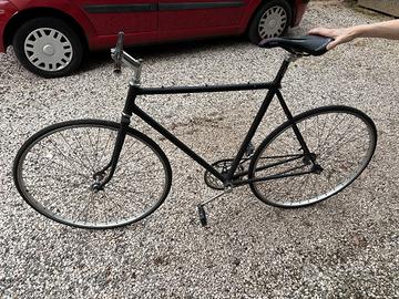 Bici a scatto fisso