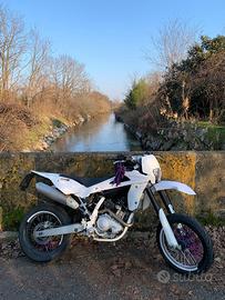 Husqvarna SM 125 4t