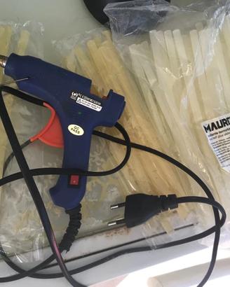 Vari utensili x incollare