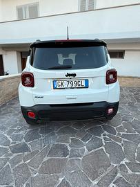 Jeep Renegade 4xe ibrida plug in
