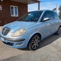 LANCIA Ypsilon 1.2 Benzina NEOPATENTATI