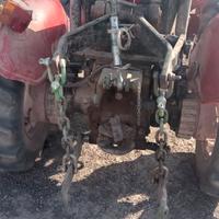 Trattore gommato agricolo