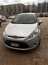 Ford fiesta Titanium full optional 1.4 5p 2012