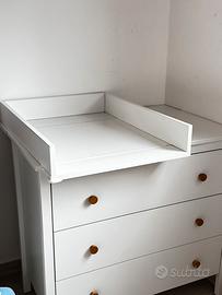 Cassettiera o fasciatoio