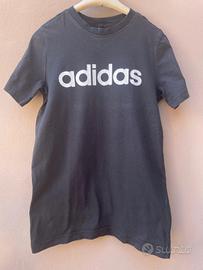 t-shirt adidas nera