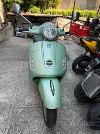 Vespa piaggio