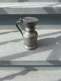 Brocca vintage in peltro