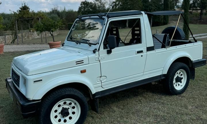 Jeep cabrio Suzuki Land Rover Santana