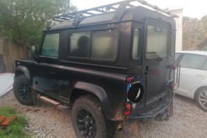 LR defender 90. 2014
