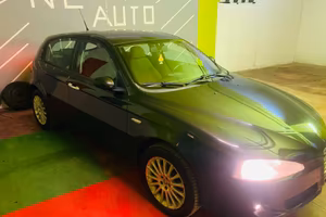 Alfa Romeo 147 1.9 JTD M-JET 16V 5 porte Dist.