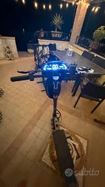 Monopattino elettrico 20km/h nuovo