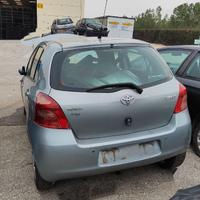 RICAMBI USATI TOYOTA YARIS FANALE PORTA SPECCHIETT