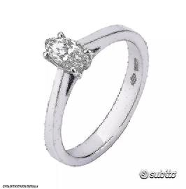 ANELLO SOLITARIO ORO 18kt. CON DIAMANTE MARQUISE