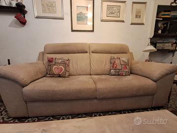 Divano tessuto 3 posti