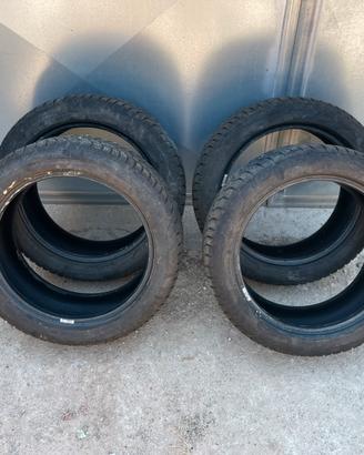Gomme invernali 205 50 17