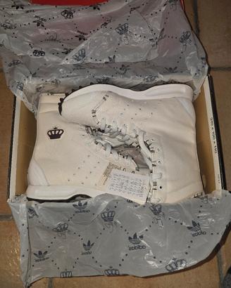 Adidas stivali edizione Missy Elliot 