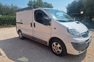 FURGONE OPEL VIVARO 2013