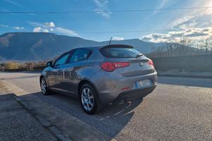 alfa romeo Giulietta 1.6 diesel
