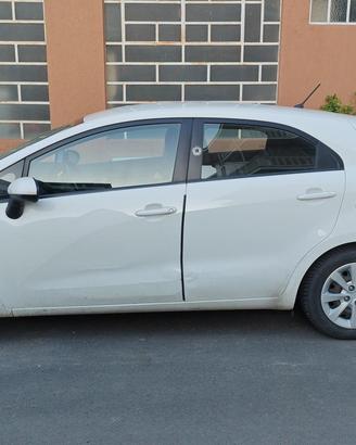 Kia Rio 1.2 gpl VENDUTA