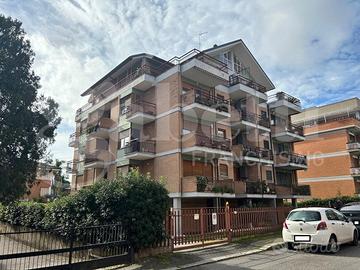Quadrilocale con garage