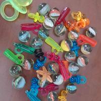 Ciucciotti biberon e biglie