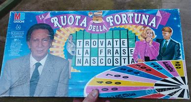 Vari giochi da tavolo 