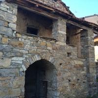 Rustico in pietra a Grondone sotto (Ferriere, Pc)