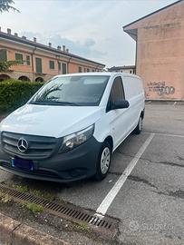 Mercedes Vito 114