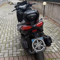 Yamaha Xmax 300