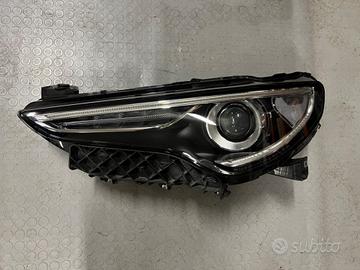 Faro anteriore sinistro Alfa Romeo Stelvio