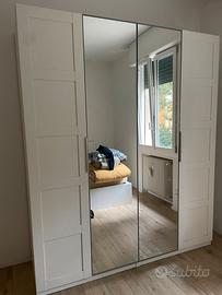 Armadio Ikea, quattro ante bianco con specchiere