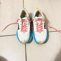 Hoka running