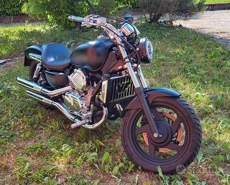 HONDA VF 750 CUSTOM